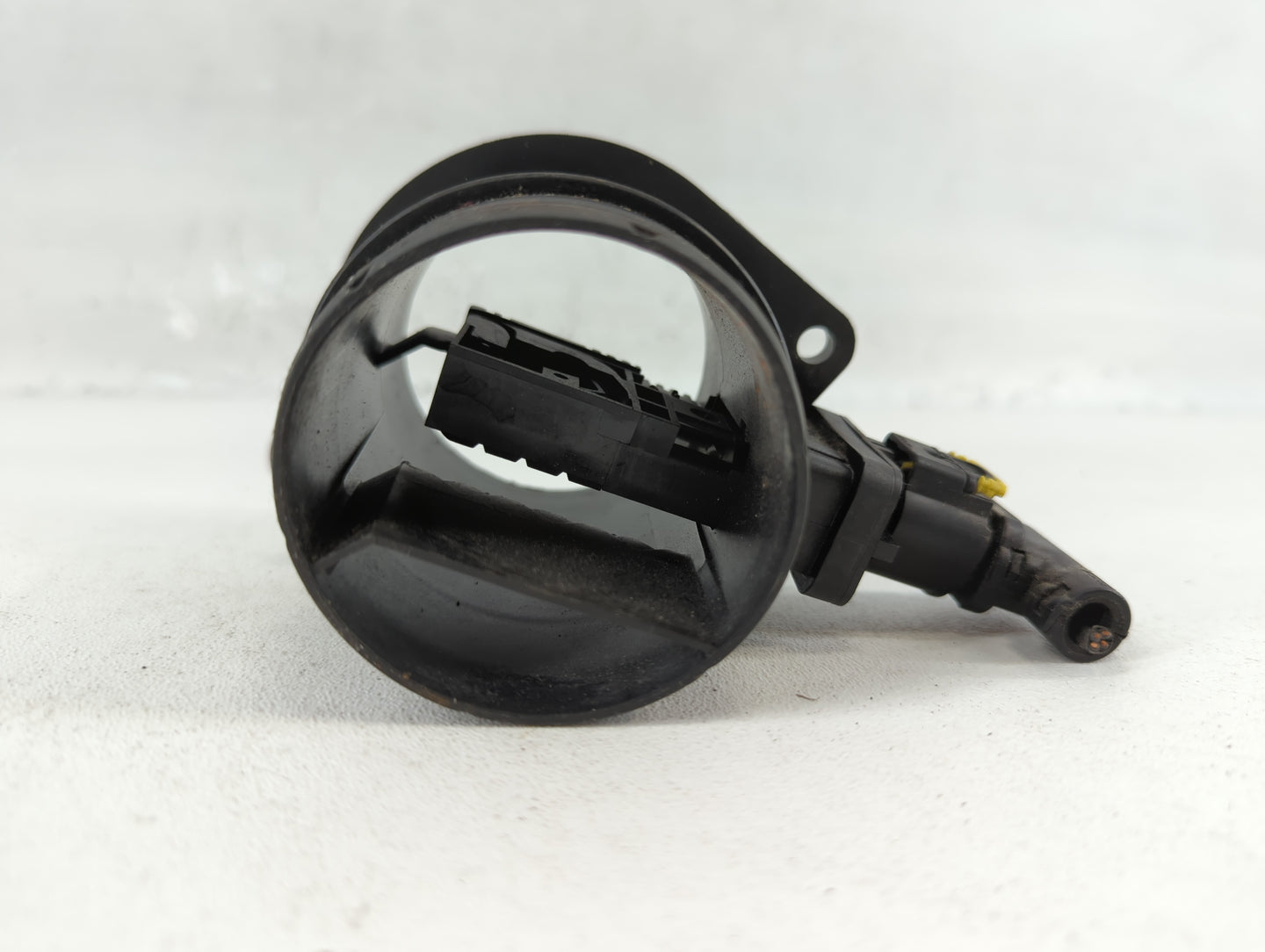 2013-2019 Jaguar Xf Mass Air Flow Meter Maf - Oemusedautoparts1.com