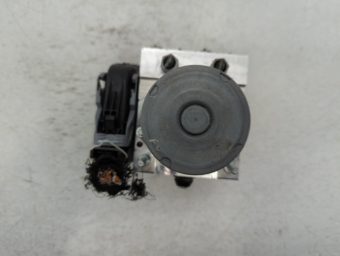 2014-2015 Jaguar Xf ABS Pump Control Module Replacement P/N:FX23-2C405-AB 0 265 239 556 Fits Fits 2014 2015 OEM Used Auto Pa