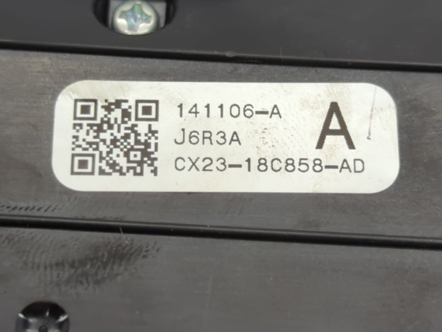 2012-2015 Jaguar Xf Radio AM FM Cd Player Receiver Replacement P/N:CX23-18C858-AD Fits Fits 2012 2013 2014 2015 OEM Used Aut