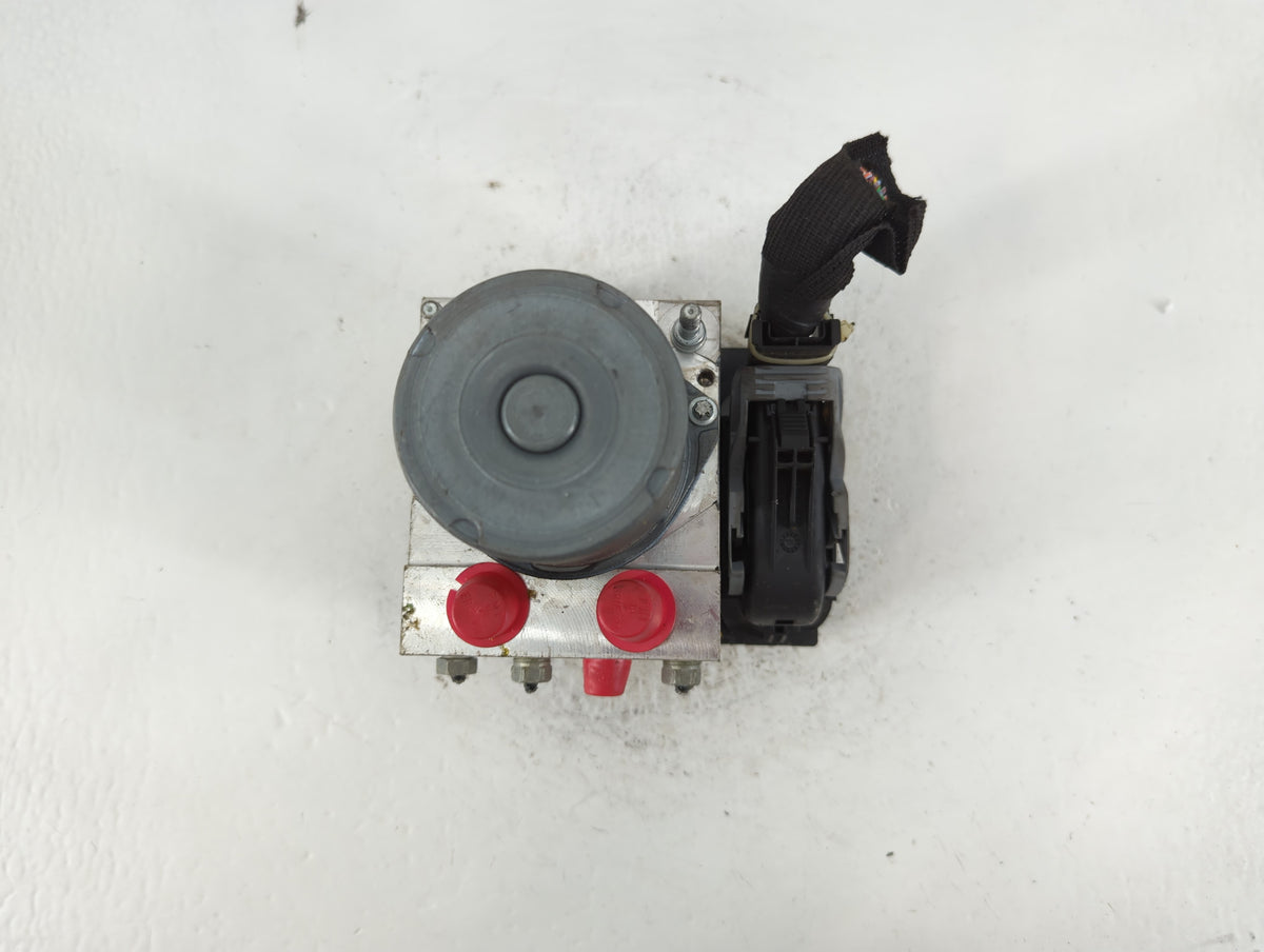 2014-2015 Jaguar Xf Anti-Lock Brake ABS Pump Module Actuator OEM P/N:FX23-2C405-AB 0 265 239 556 Fits Fits 2014 2015 OEM Use