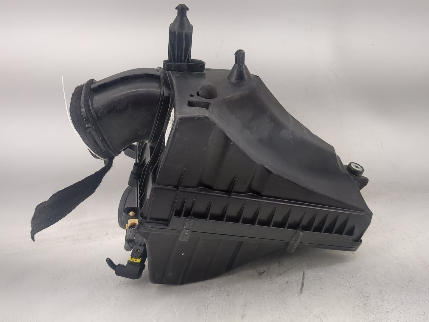 2013-2019 Jaguar Xj Air Cleaner Intake-duct Hose Tube - Oemusedautoparts1.com