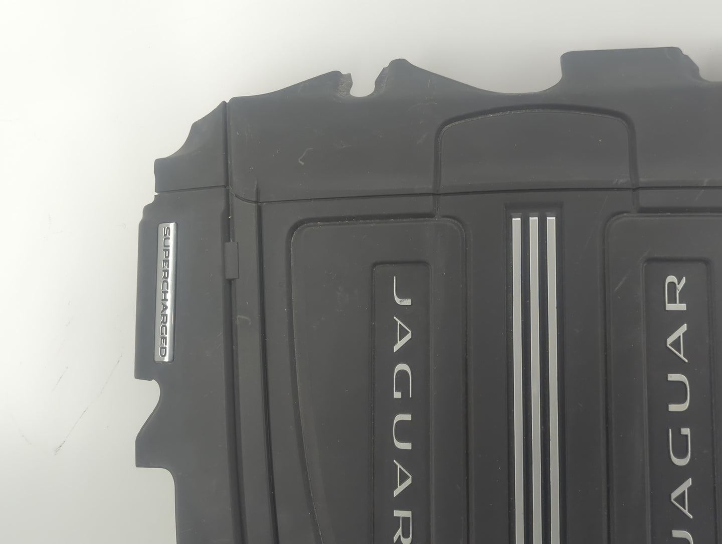 2015 Jaguar Xj Engine Cover - Oemusedautoparts1.com