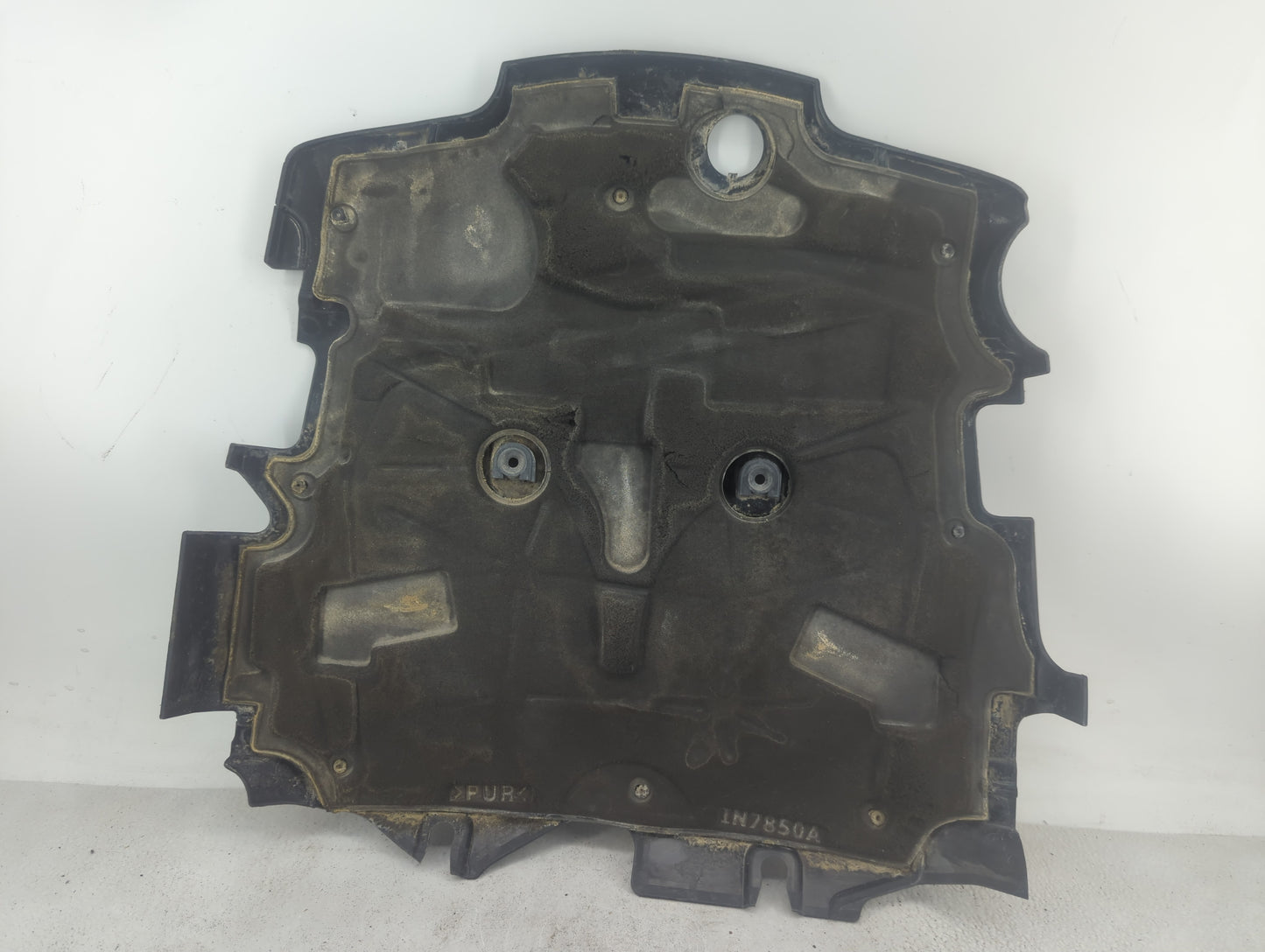 2015 Jaguar Xj Engine Cover - Oemusedautoparts1.com