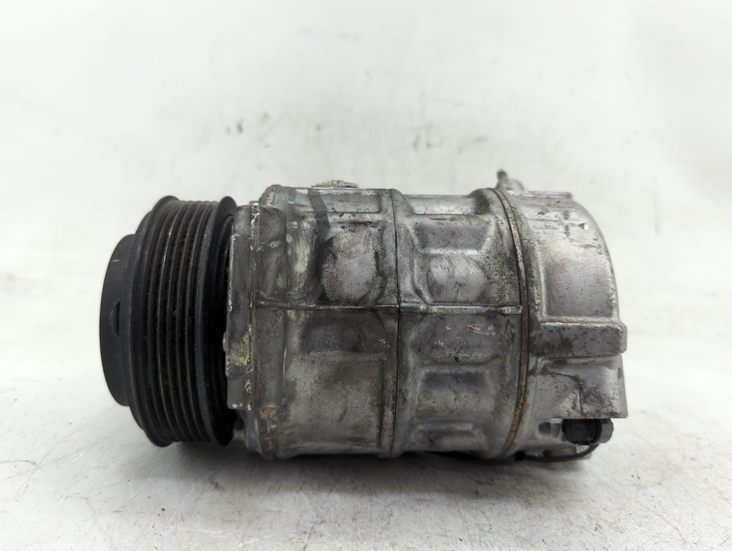 2013-2019 Jaguar Xj Air Conditioning A/c Ac Compressor Oem - Oemusedautoparts1.com