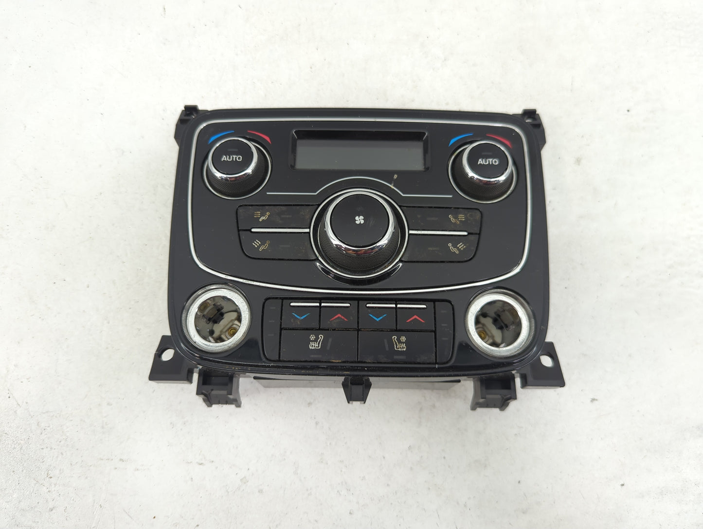 2010-2015 Jaguar Xj Climate Control Module Temperature AC/Heater Replacement P/N:AW93-18D687-DD Fits OEM Used Auto Parts - O