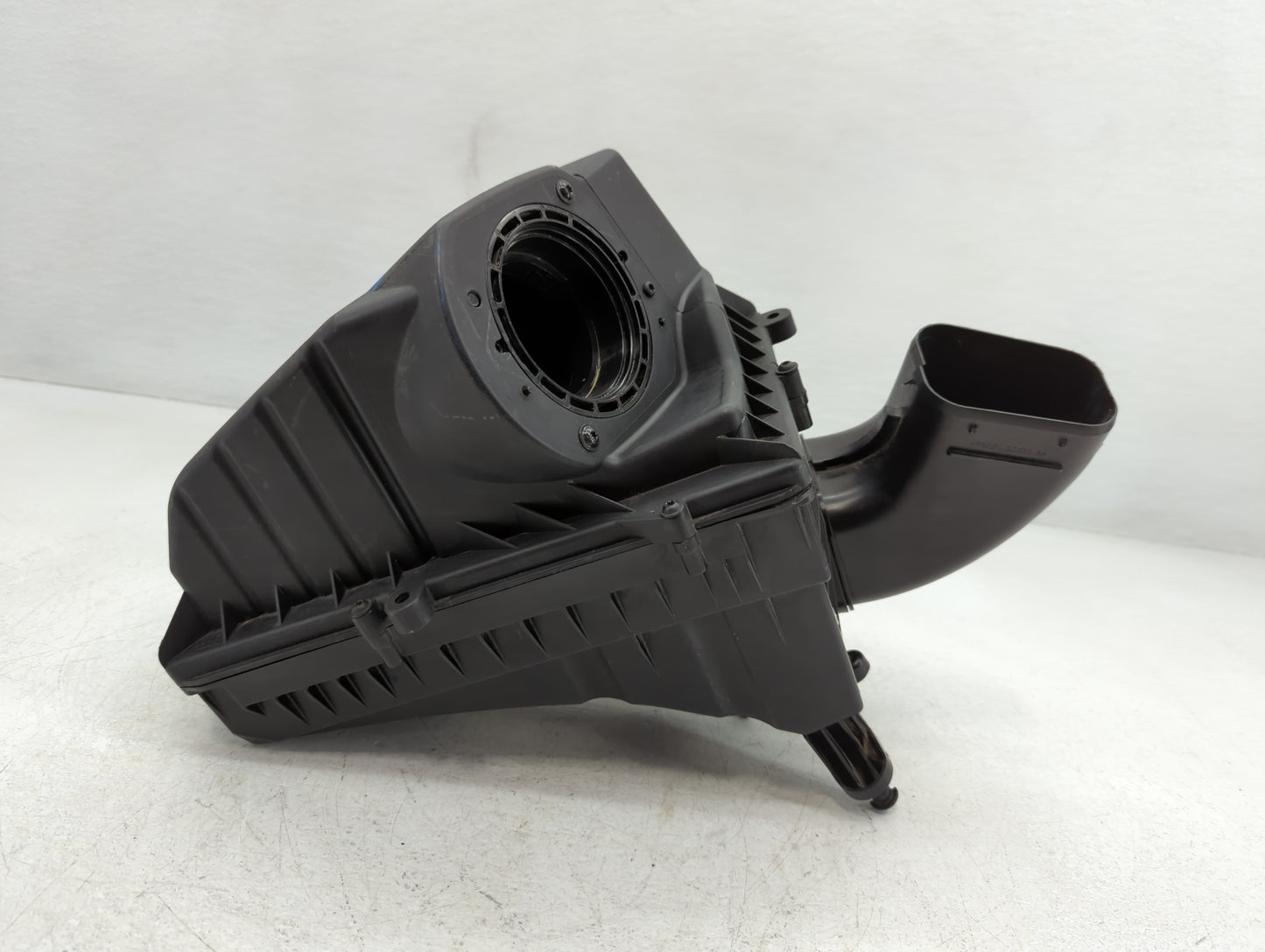 2013-2019 Jaguar Xj Air Cleaner Intake-duct Hose Tube - Oemusedautoparts1.com