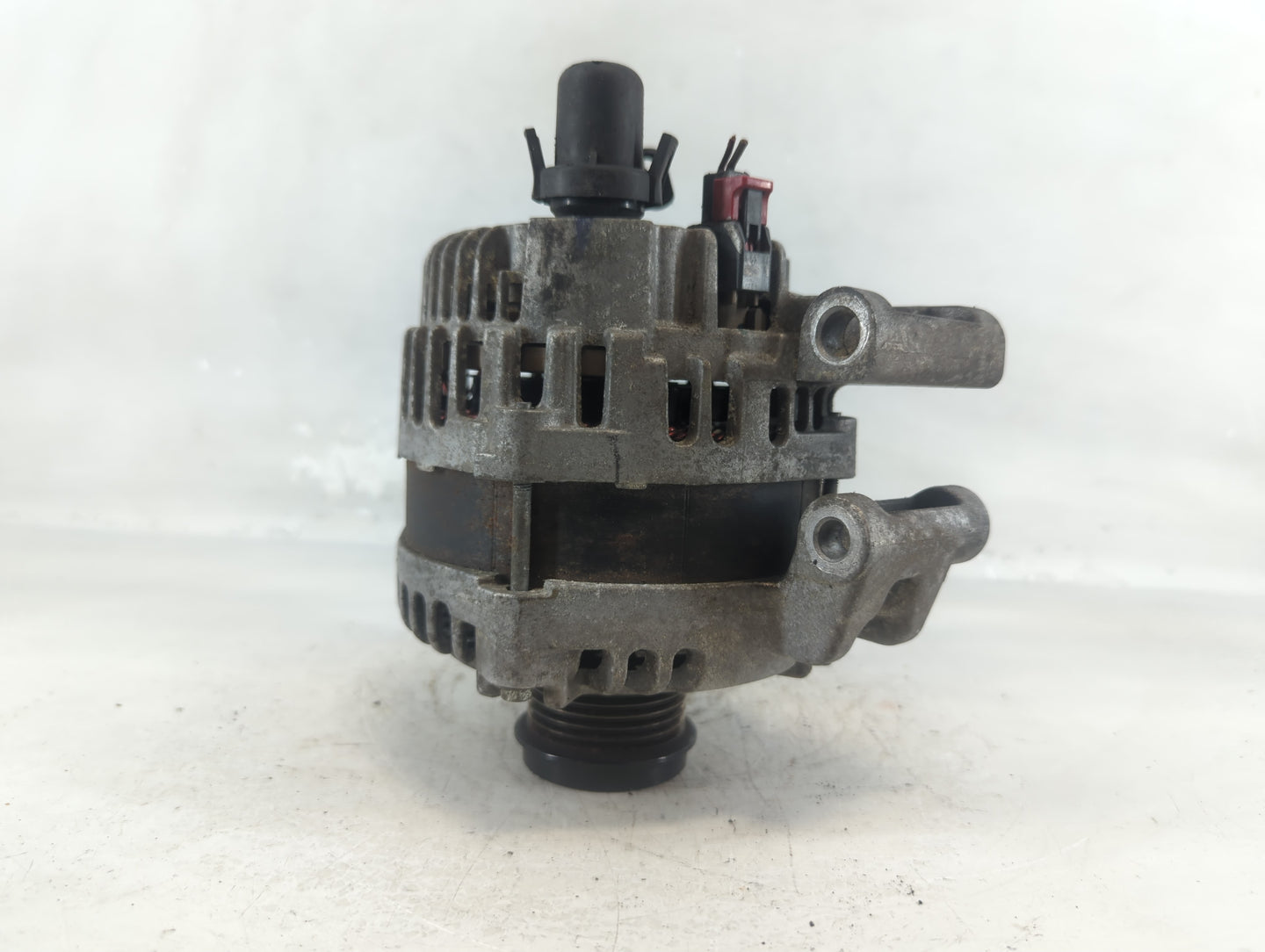 2014-2018 Jeep Cherokee Alternator Replacement Generator Charging Assembly Engine OEM P/N:56029624AA Fits OEM Used Auto Part