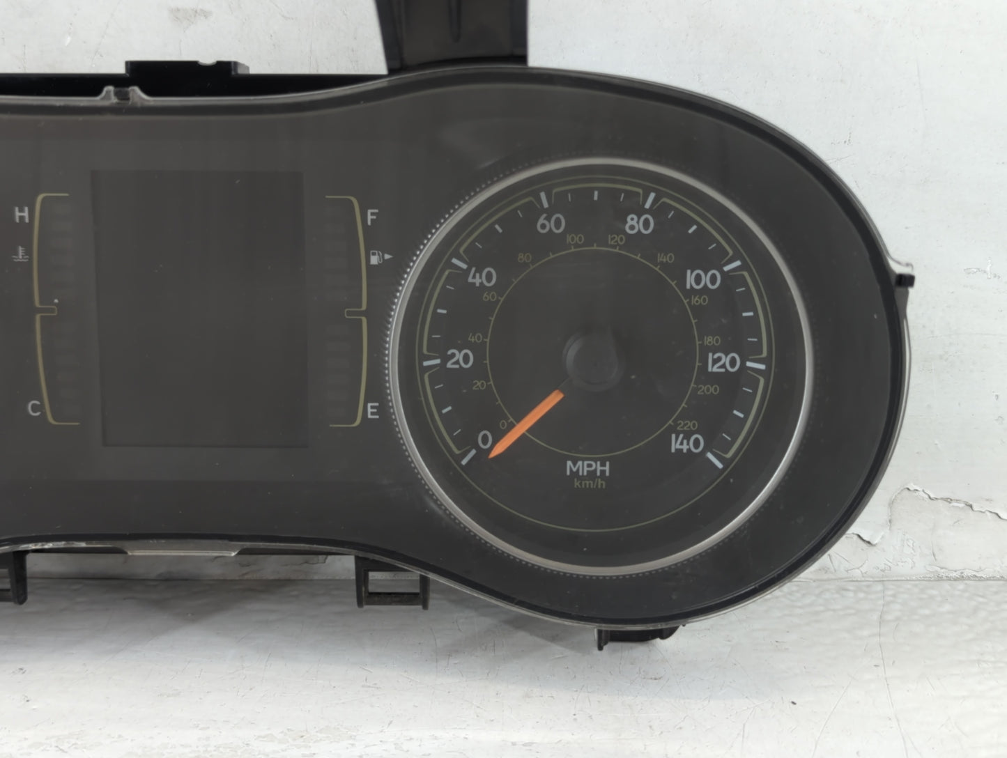 2015 Jeep Cherokee Instrument Cluster Speedometer Gauges P/N:P68241293AD Fits OEM Used Auto Parts - Oemusedautoparts1.com