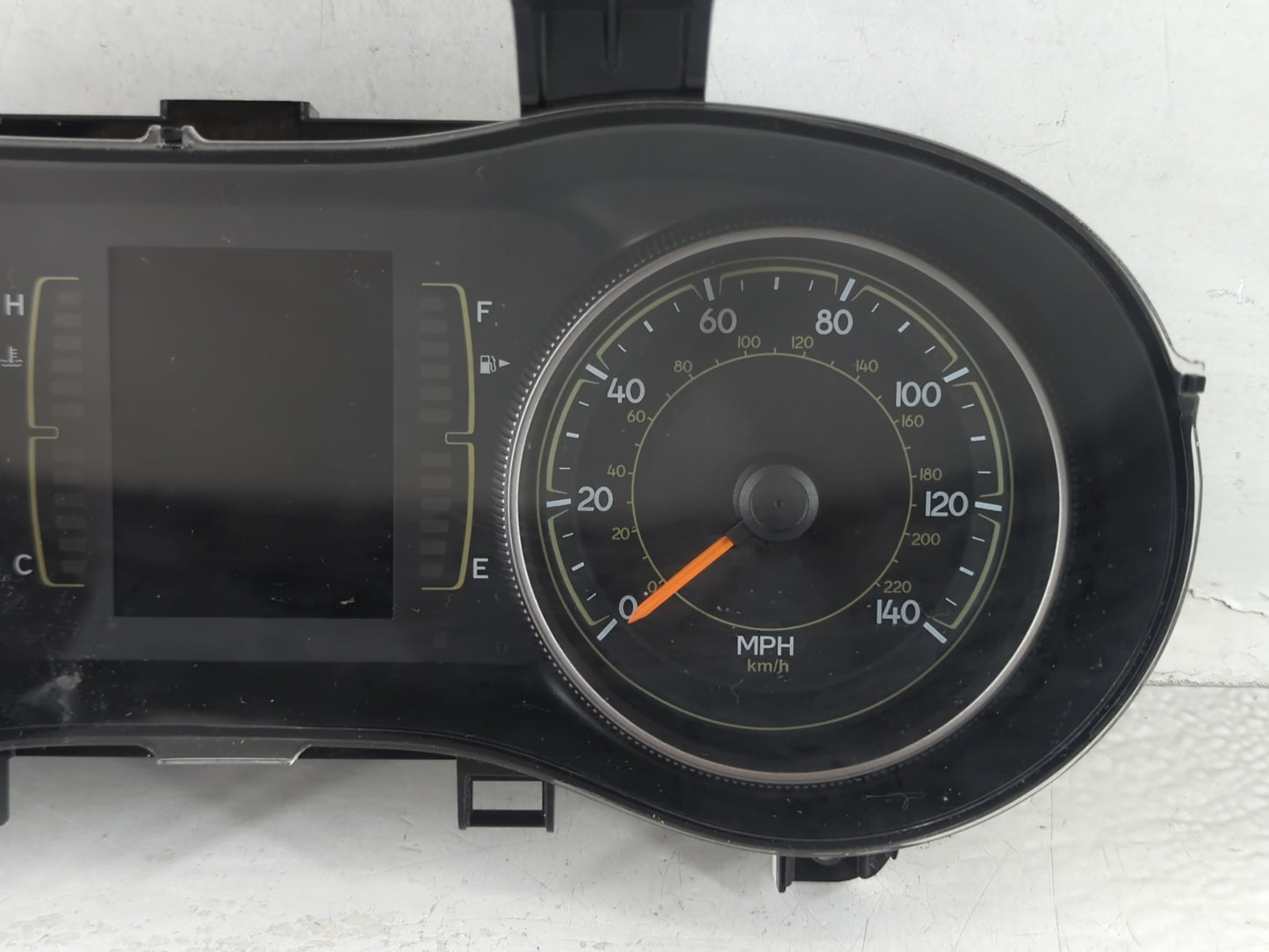 2015 Jeep Cherokee Instrument Cluster Speedometer Gauges P/N:P68241293AC Fits OEM Used Auto Parts - Oemusedautoparts1.com