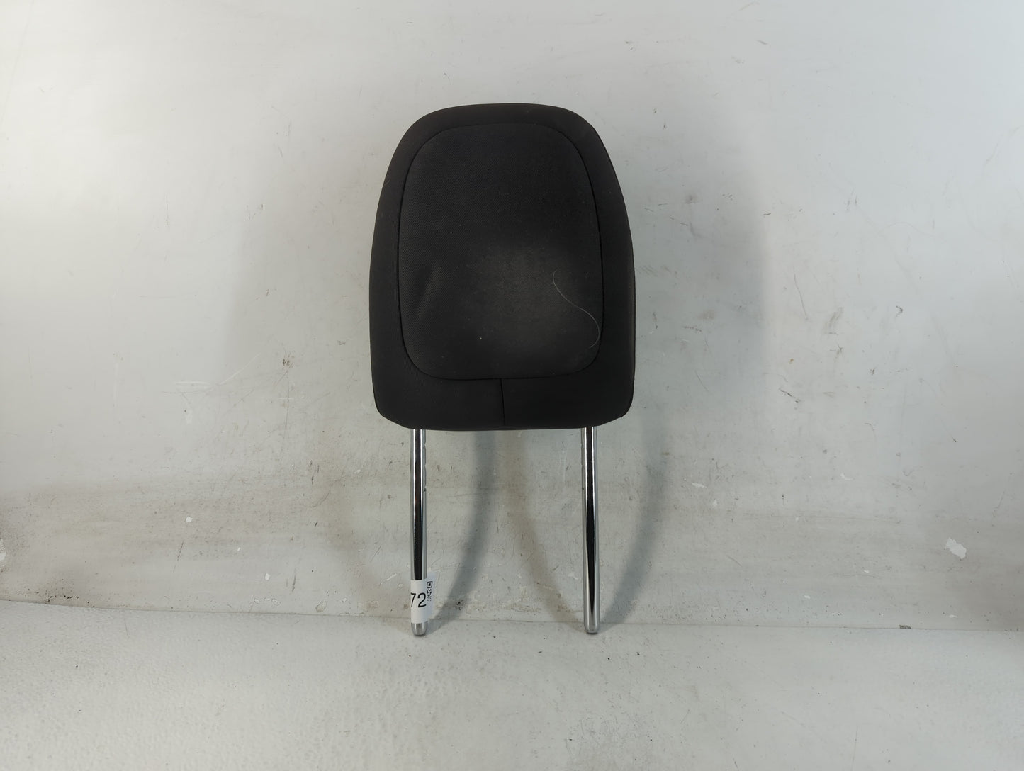 2015-2022 Jeep Cherokee Headrest Head Rest Front Driver Passenger Seat Fits Fits 2015 2016 2017 2018 2019 2020 2021 2022 OEM