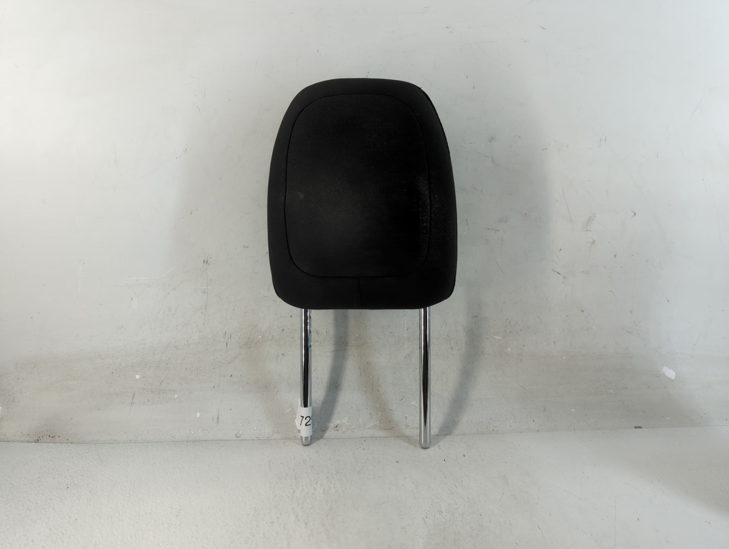 2015-2022 Jeep Cherokee Headrest Head Rest Front Driver Passenger Seat Fits Fits 2015 2016 2017 2018 2019 2020 2021 2022 OEM