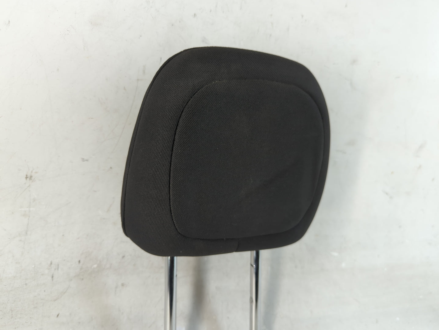 2015-2022 Jeep Cherokee Headrest Head Rest Front Driver Passenger Seat Fits Fits 2015 2016 2017 2018 2019 2020 2021 2022 OEM