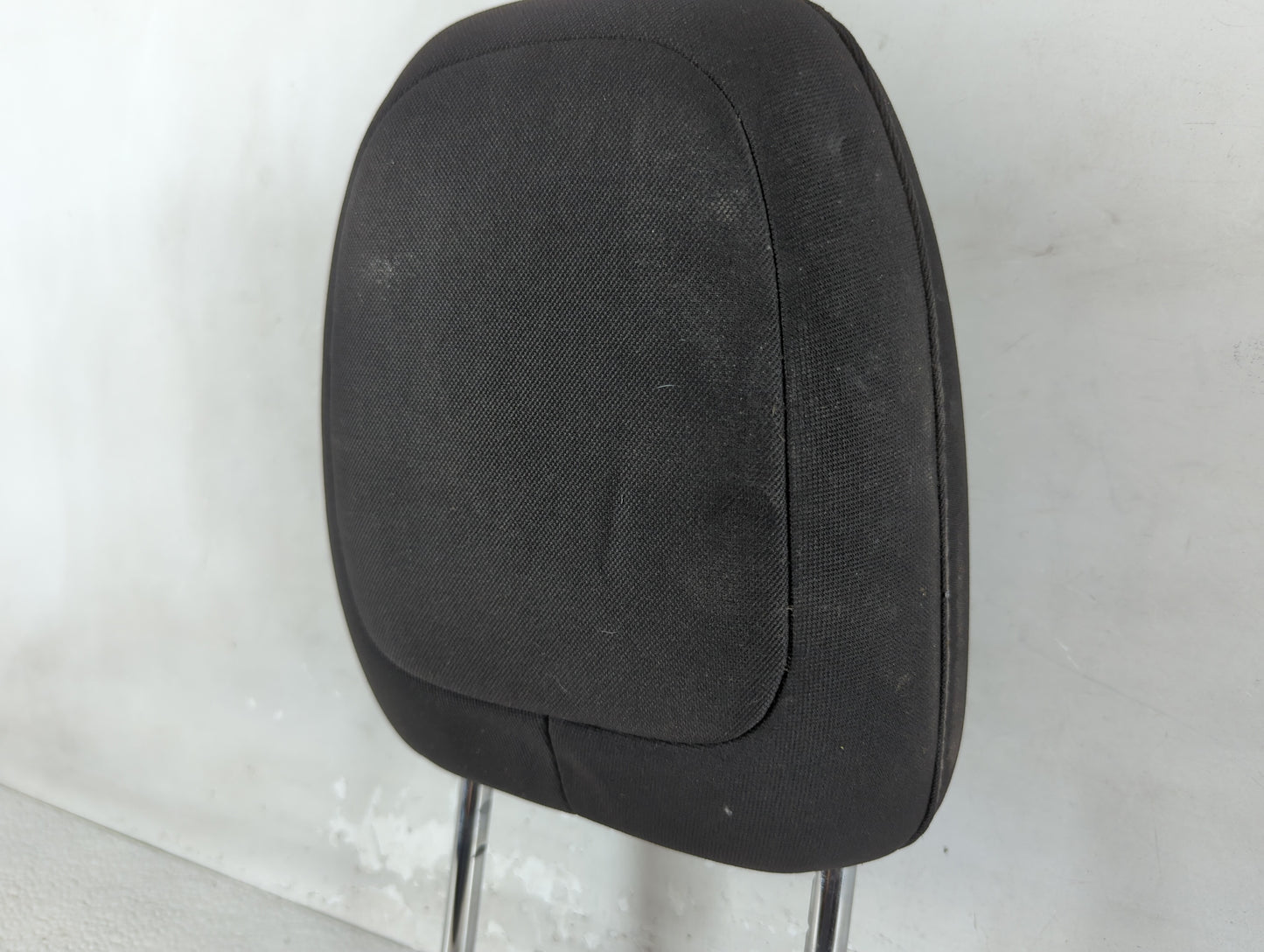2015-2022 Jeep Cherokee Headrest Head Rest Rear Seat Fits Fits 2015 2016 2017 2018 2019 2020 2021 2022 OEM Used Auto Parts -