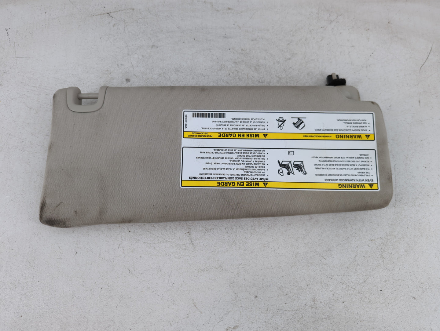 2014-2018 Jeep Cherokee Sun Visor Shade Replacement Passenger Right Mirror Fits Fits 2014 2015 2016 2017 2018 OEM Used Auto 