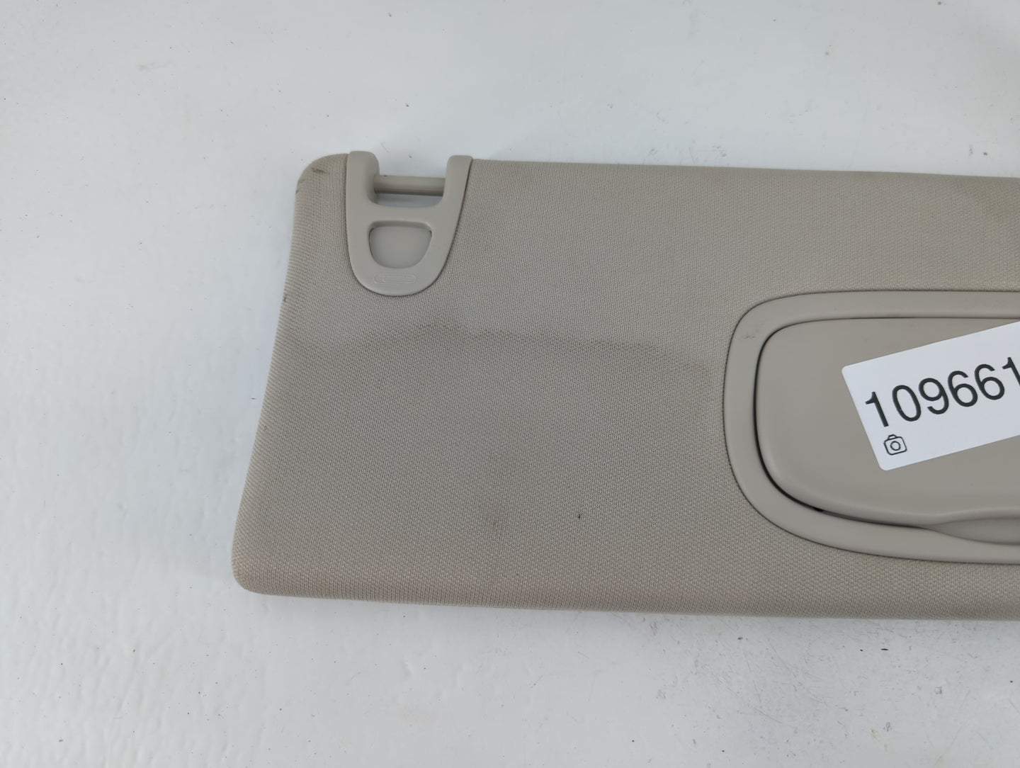 2014-2018 Jeep Cherokee Sun Visor Shade Replacement Passenger Right Mirror Fits Fits 2014 2015 2016 2017 2018 OEM Used Auto 