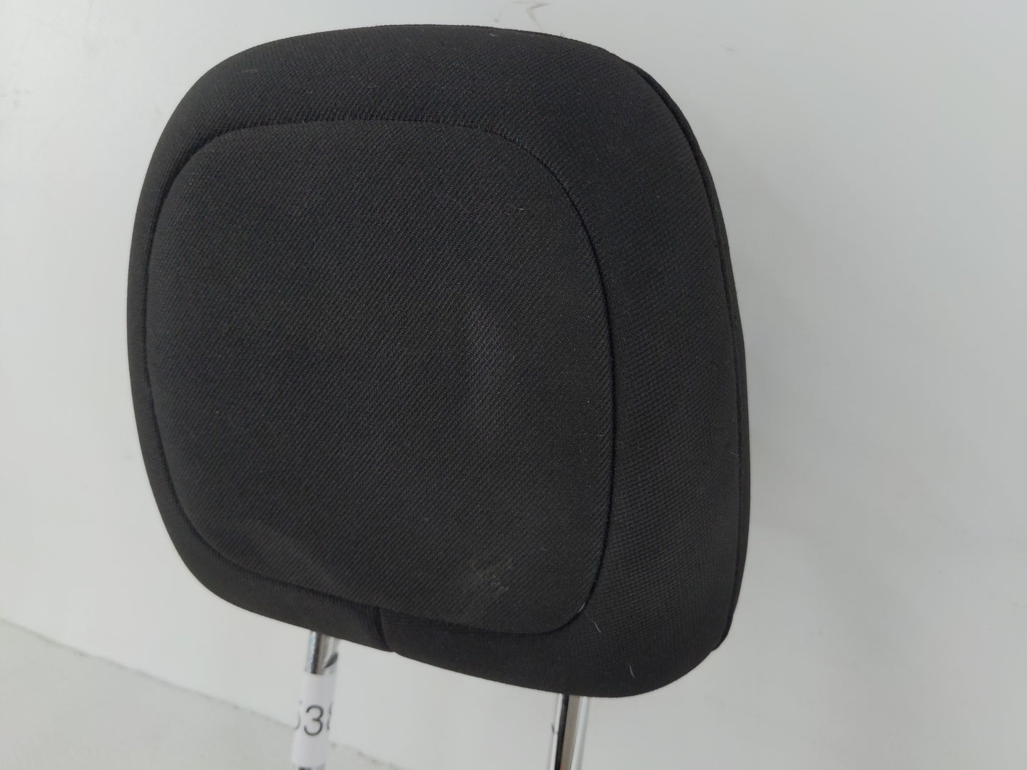 2015-2022 Jeep Cherokee Headrest Head Rest Rear Seat Fits Fits 2015 2016 2017 2018 2019 2020 2021 2022 OEM Used Auto Parts -