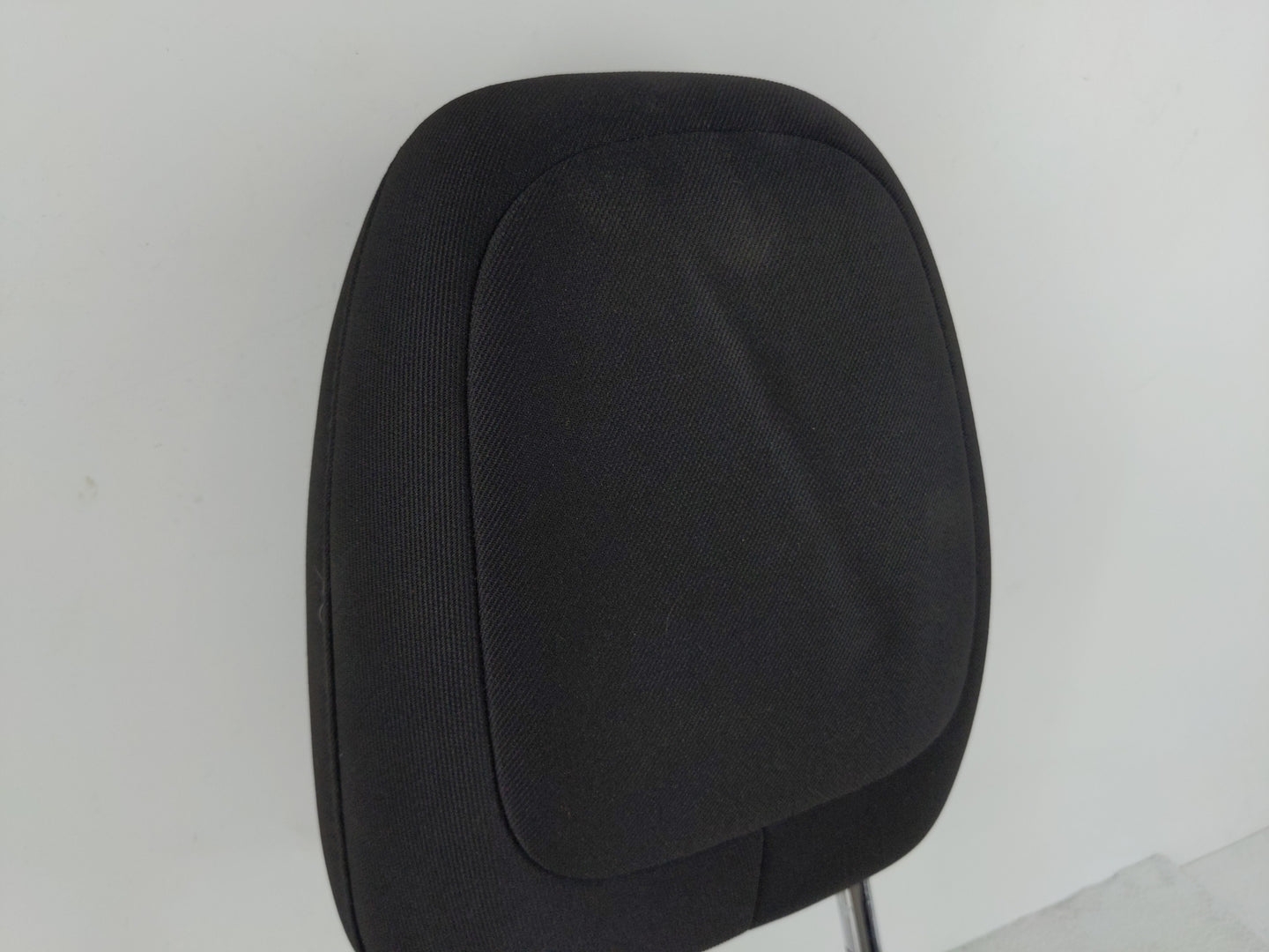 2015-2022 Jeep Cherokee Headrest Head Rest Front Driver Passenger Seat - Oemusedautoparts1.com