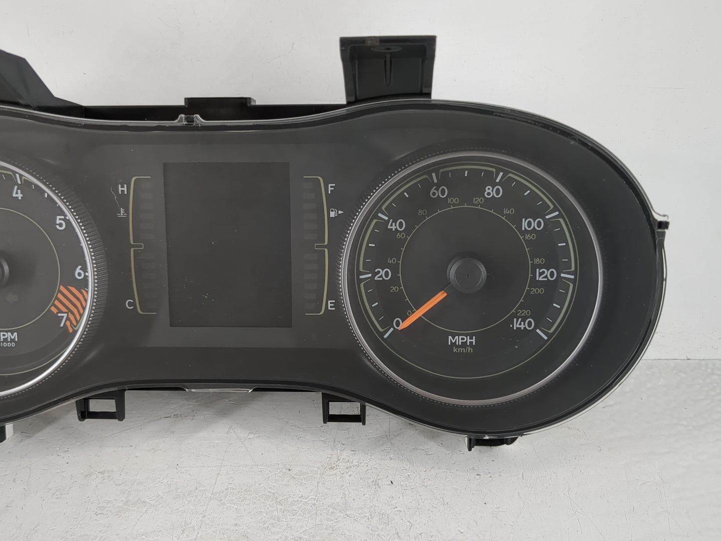 2015 Jeep Cherokee Instrument Cluster Speedometer Gauges P/N:P68241293AC Fits OEM Used Auto Parts - Oemusedautoparts1.com