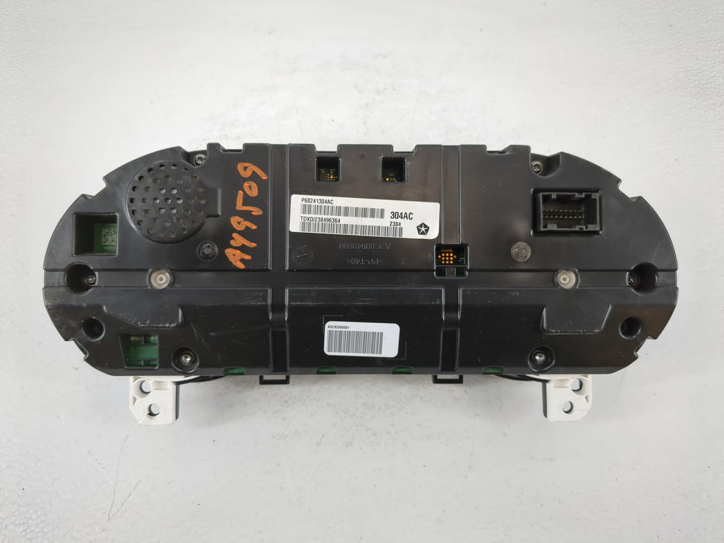 2015 Jeep Cherokee Instrument Cluster Speedometer Gauges P/N:P68241304AC Fits OEM Used Auto Parts - Oemusedautoparts1.com