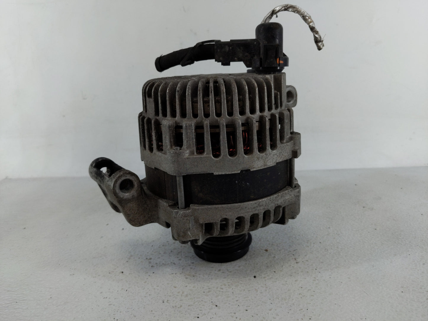 2014-2018 Jeep Cherokee Alternator Replacement Generator Charging Assembly Engine OEM P/N:56029624AB Fits OEM Used Auto Part