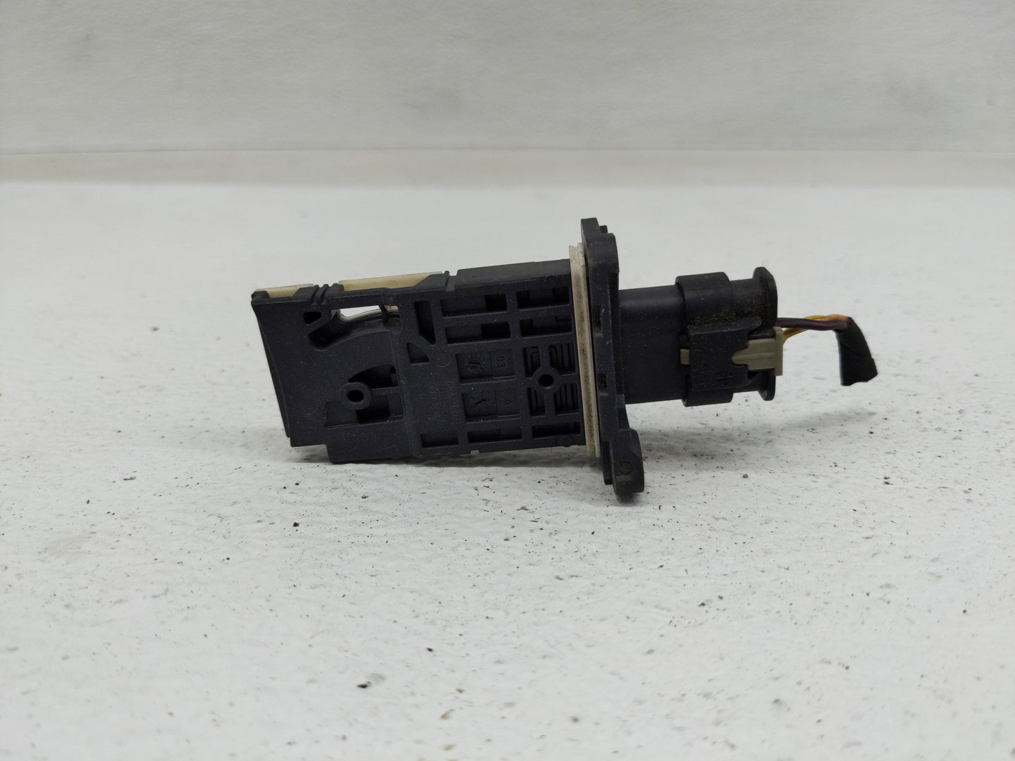 2014-2018 Jeep Cherokee Mass Air Flow Meter Maf - Oemusedautoparts1.com