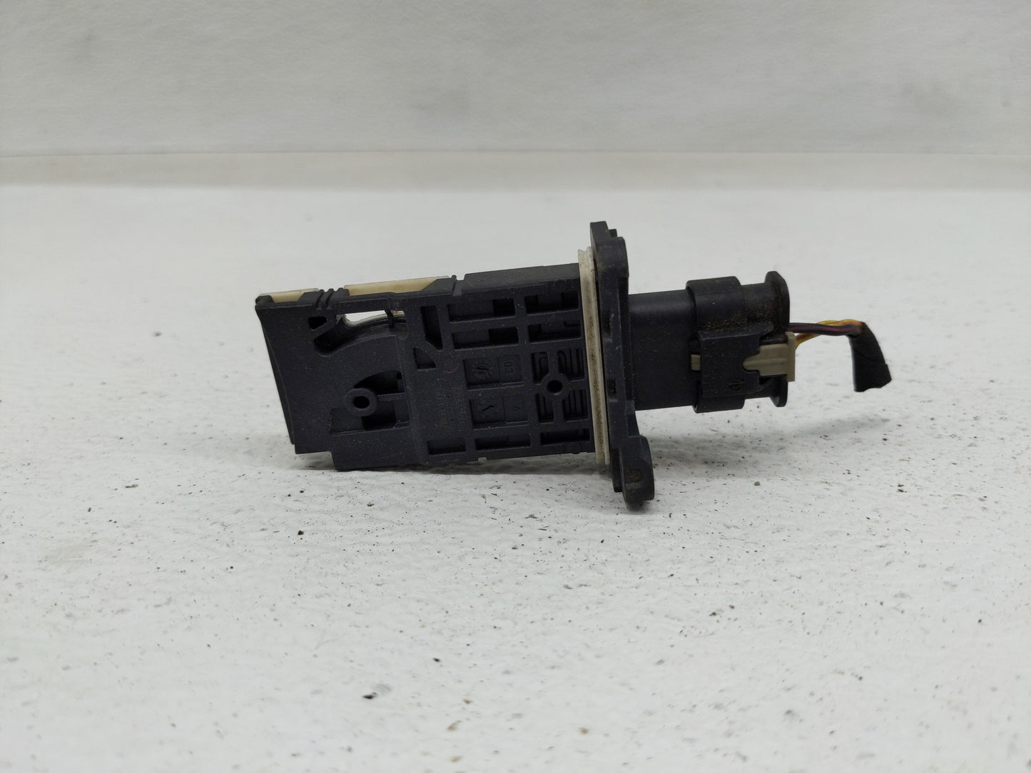 2014-2018 Jeep Cherokee Mass Air Flow Meter Maf - Oemusedautoparts1.com