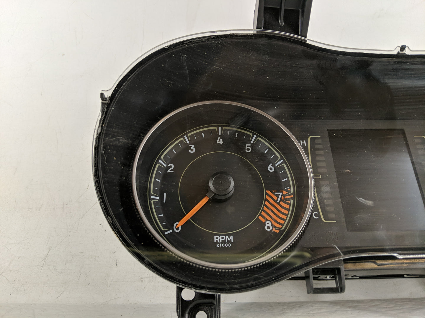 2015 Jeep Cherokee Instrument Cluster Speedometer Gauges P/N:P68241304AC Fits OEM Used Auto Parts - Oemusedautoparts1.com