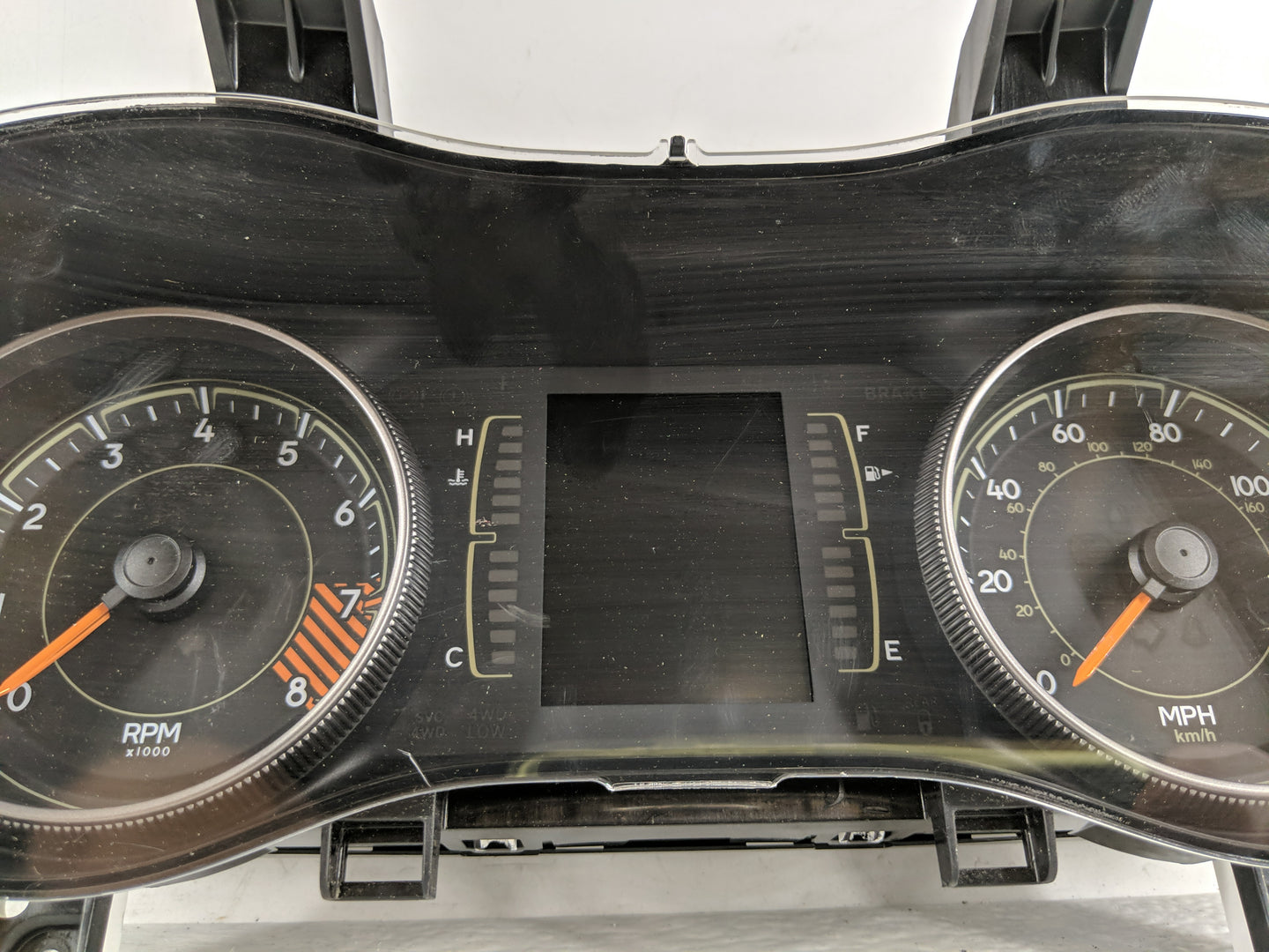 2015 Jeep Cherokee Instrument Cluster Speedometer Gauges P/N:P68241304AC Fits OEM Used Auto Parts - Oemusedautoparts1.com