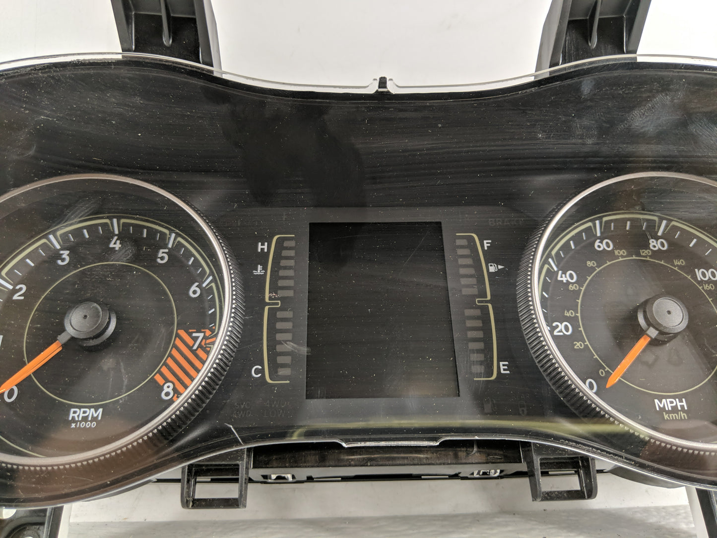 2015 Jeep Cherokee Instrument Cluster Speedometer Gauges P/N:P68241304AC Fits OEM Used Auto Parts - Oemusedautoparts1.com