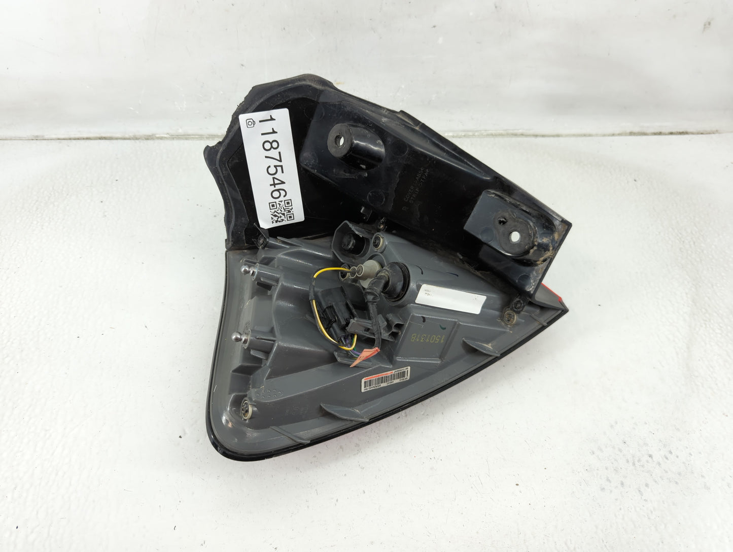 2014-2018 Jeep Cherokee Tail Light Assembly Passenger Right OEM P/N:68102906AF Fits Fits 2014 2015 2016 2017 2018 OEM Used A