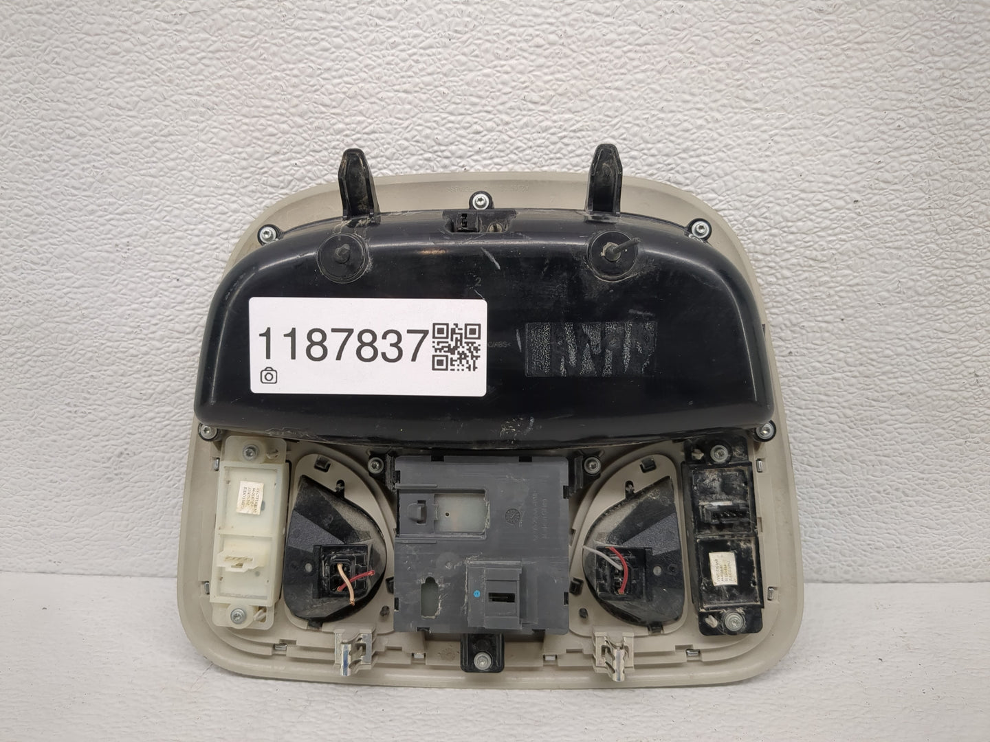 2015 Jeep Cherokee Overhead Roof Console - Oemusedautoparts1.com