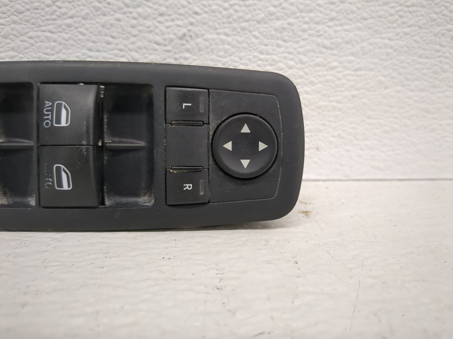 2015-2022 Jeep Cherokee Master Power Window Switch Replacement Driver Side Left P/N:68271206AA Fits OEM Used Auto Parts - Oe
