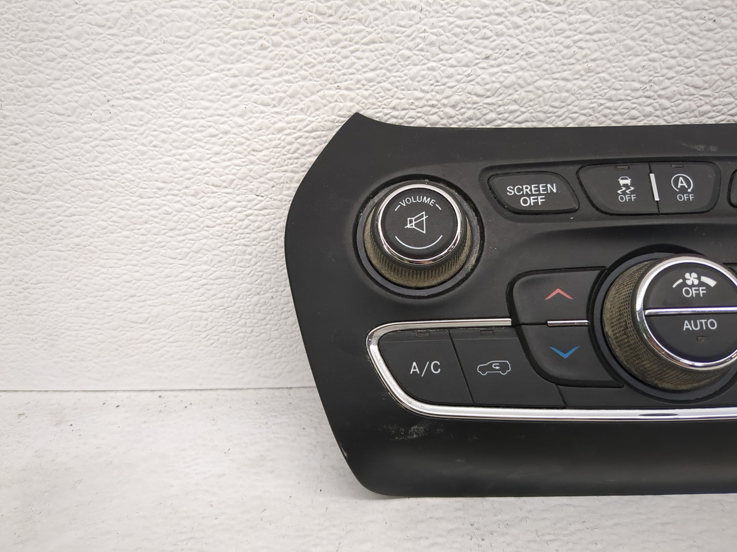 2015-2018 Jeep Cherokee Climate Control Module Temperature AC/Heater Replacement P/N:68249522AA Fits Fits 2015 2016 2017 201