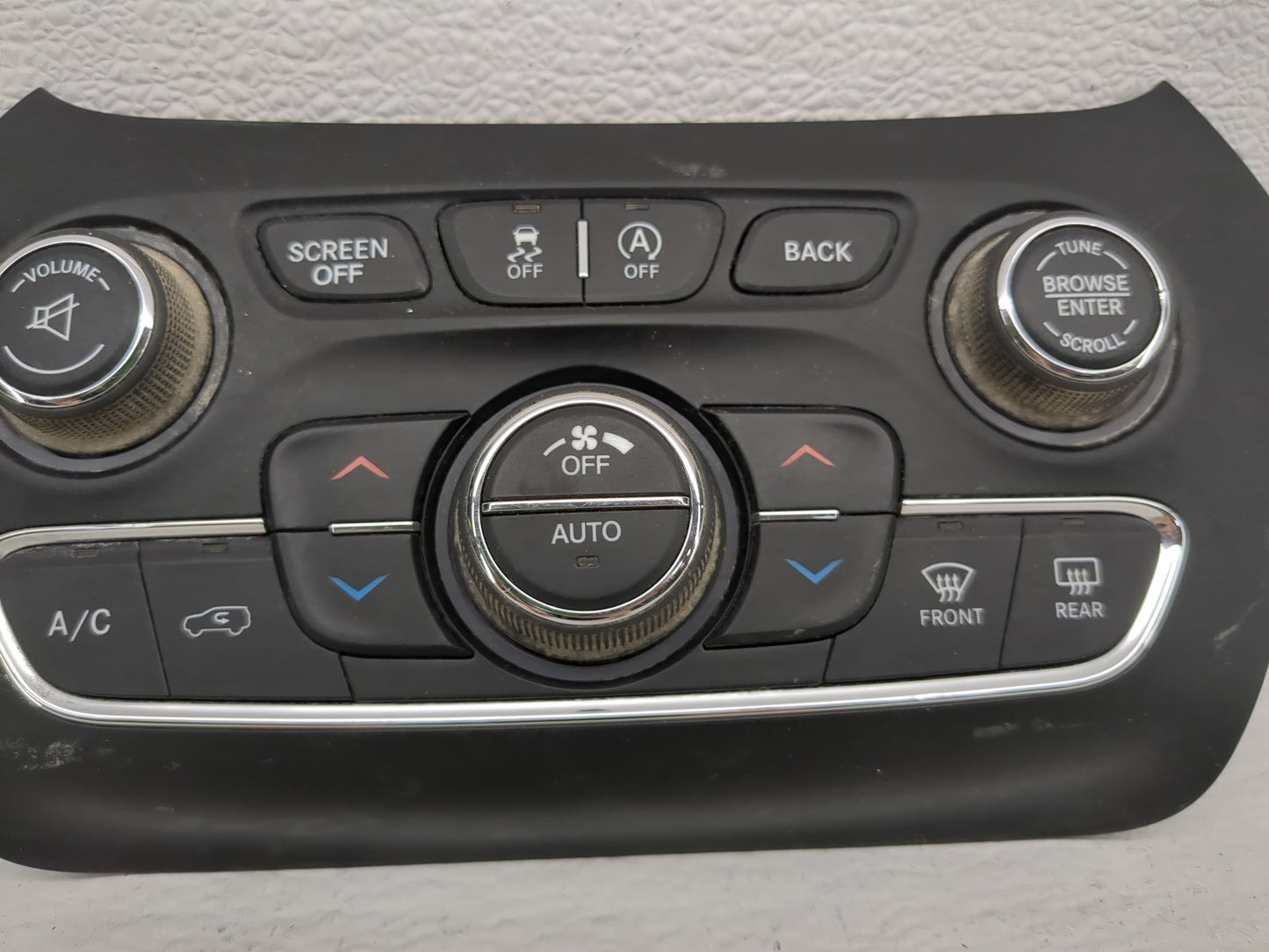 2015-2018 Jeep Cherokee Climate Control Module Temperature AC/Heater Replacement P/N:68249522AA Fits Fits 2015 2016 2017 201