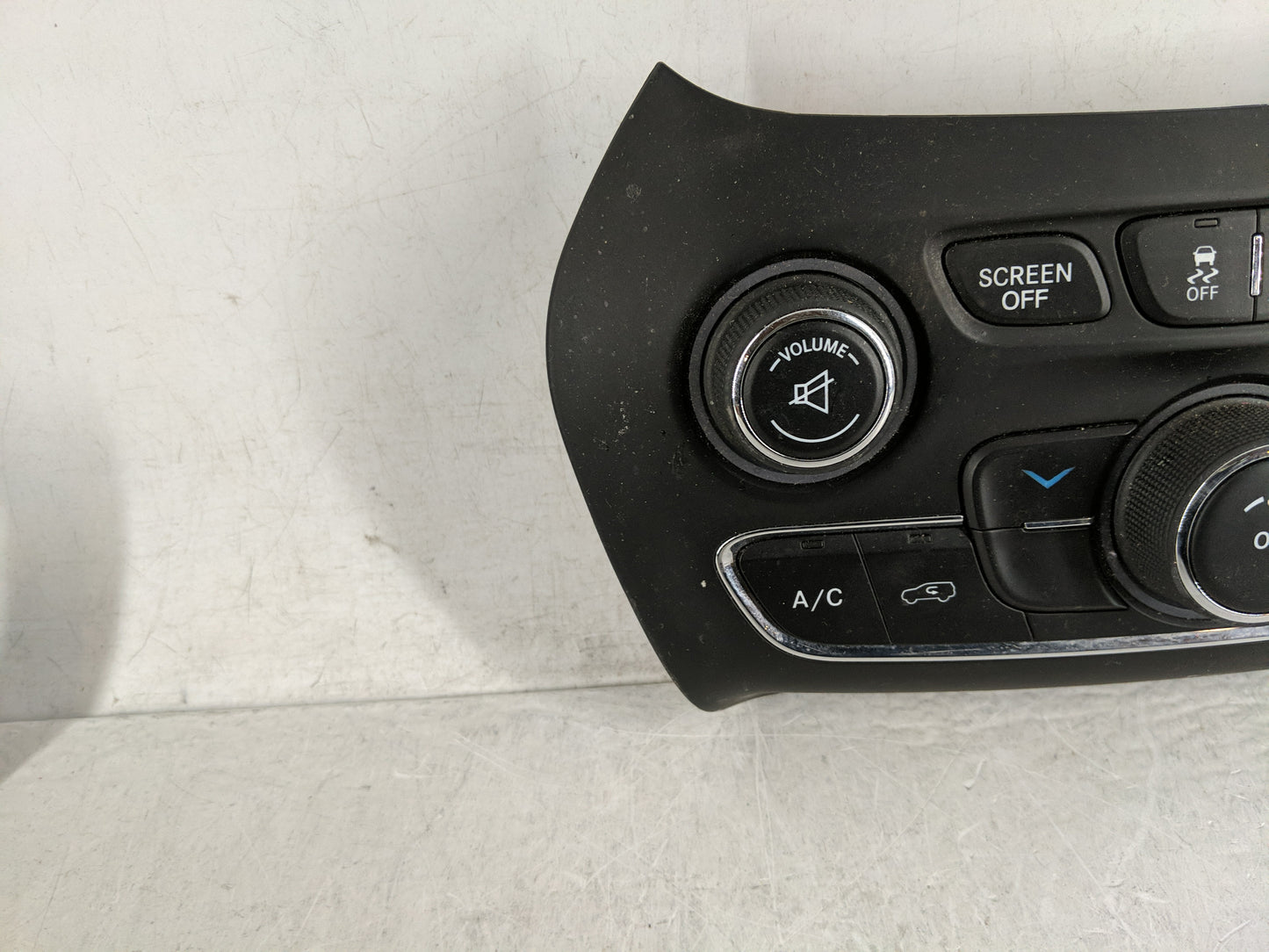 2015-2018 Jeep Cherokee Climate Control Module Temperature AC/Heater Replacement P/N:68249518AA Fits Fits 2015 2016 2017 201
