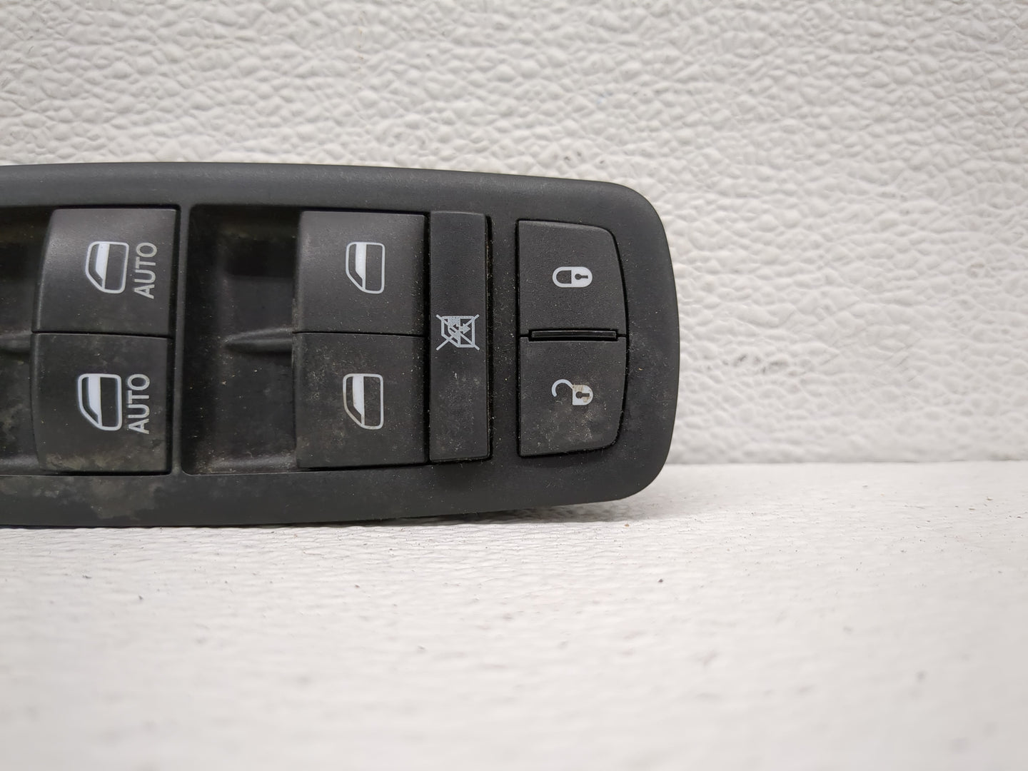 2015-2022 Jeep Cherokee Master Power Window Switch Replacement Driver Side Left P/N:68271206AA Fits OEM Used Auto Parts - Oe