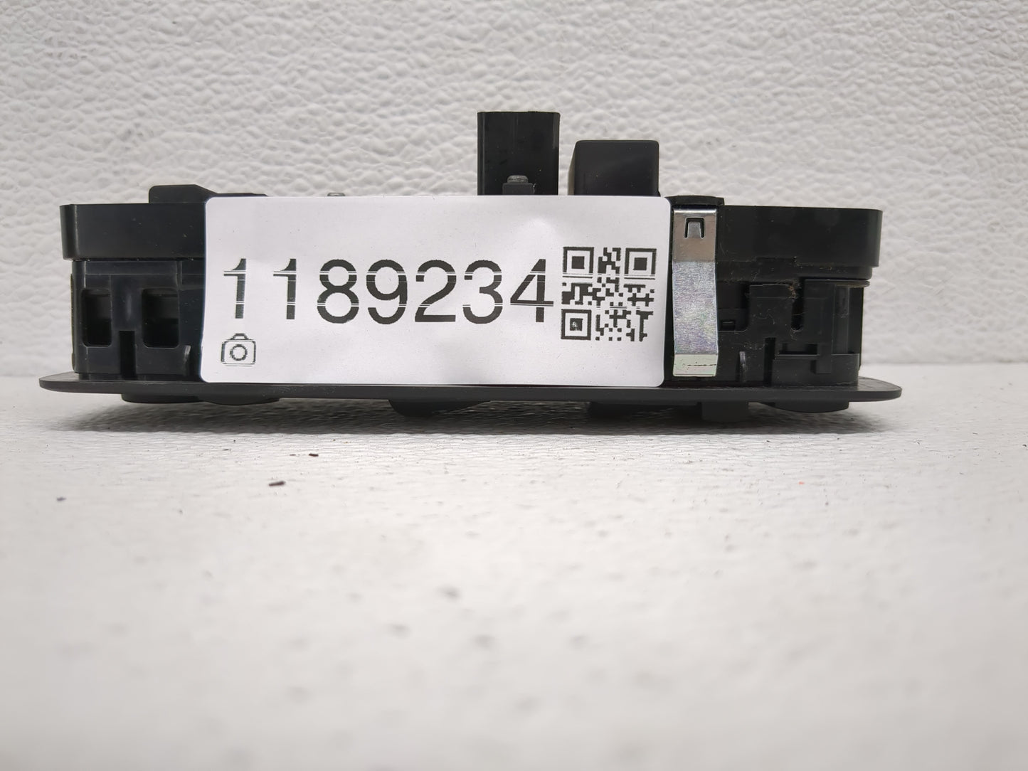 2015-2022 Jeep Cherokee Master Power Window Switch Replacement Driver Side Left P/N:68271206AA Fits OEM Used Auto Parts - Oe