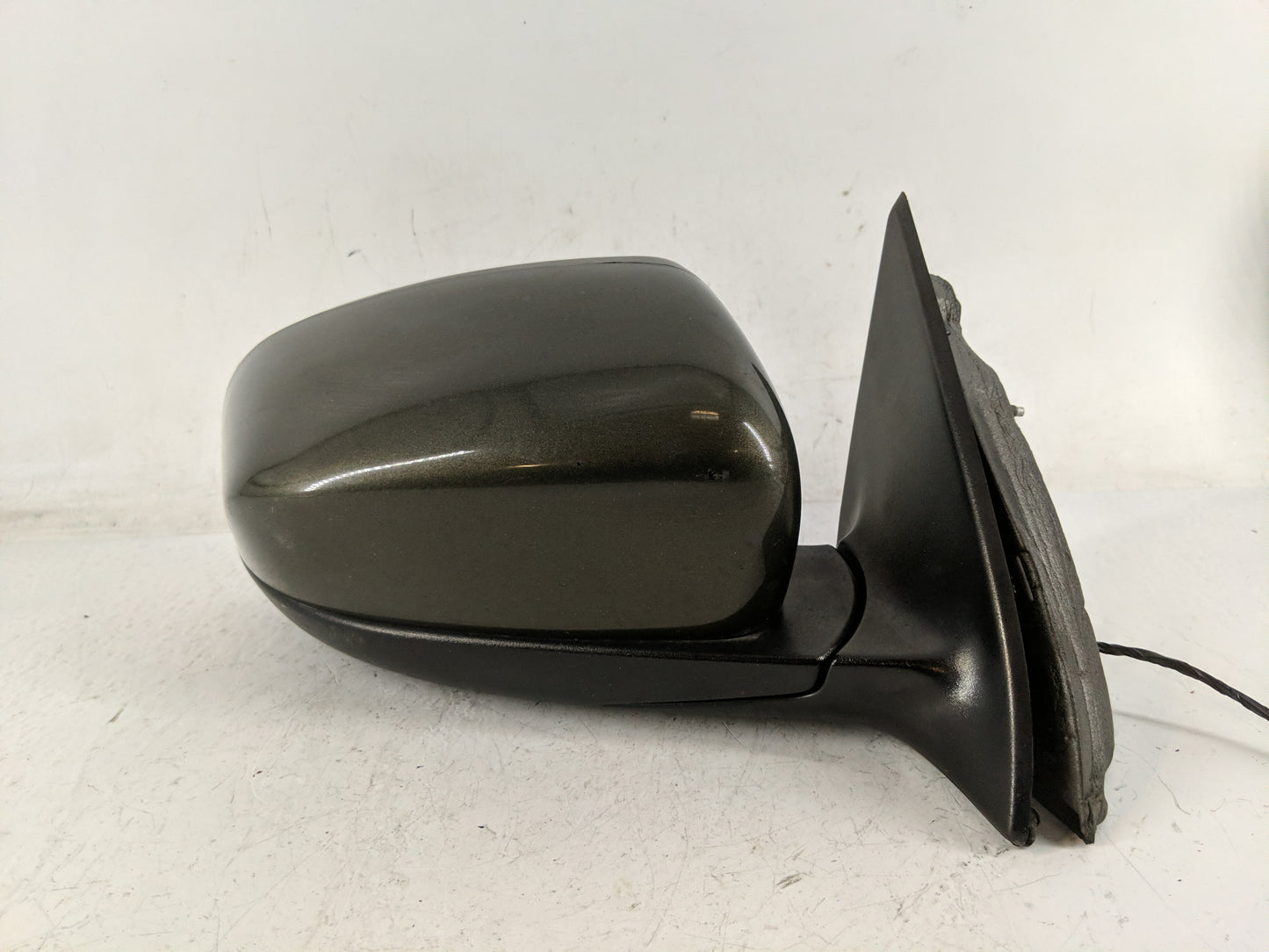2014-2021 Jeep Cherokee Side Mirror Replacement Passenger Right View Door Mirror P/N:1UV64AXRAD Fits OEM Used Auto Parts - O