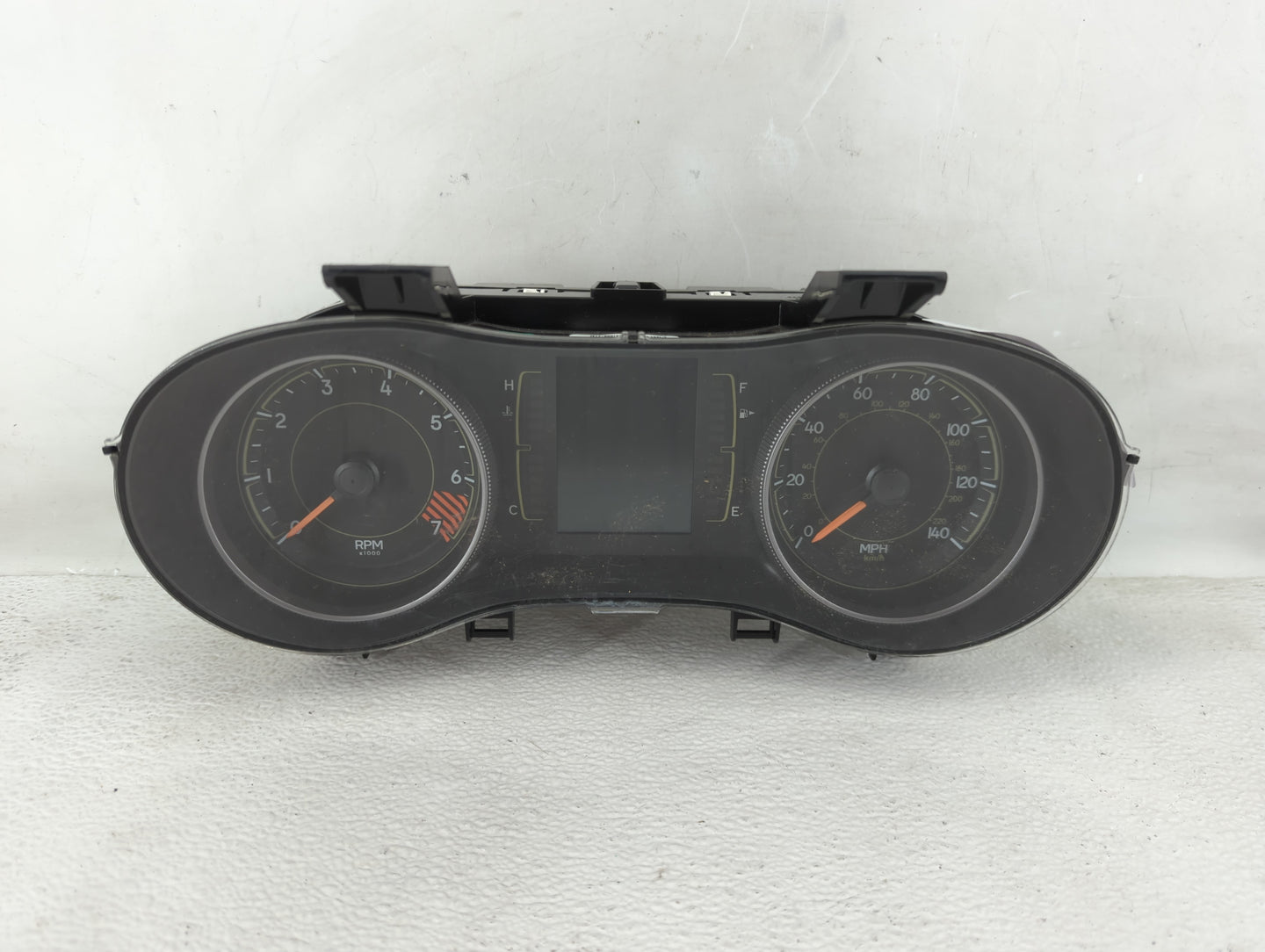 2015 Jeep Cherokee Instrument Cluster Speedometer Gauges P/N:P68241293AC Fits OEM Used Auto Parts - Oemusedautoparts1.com