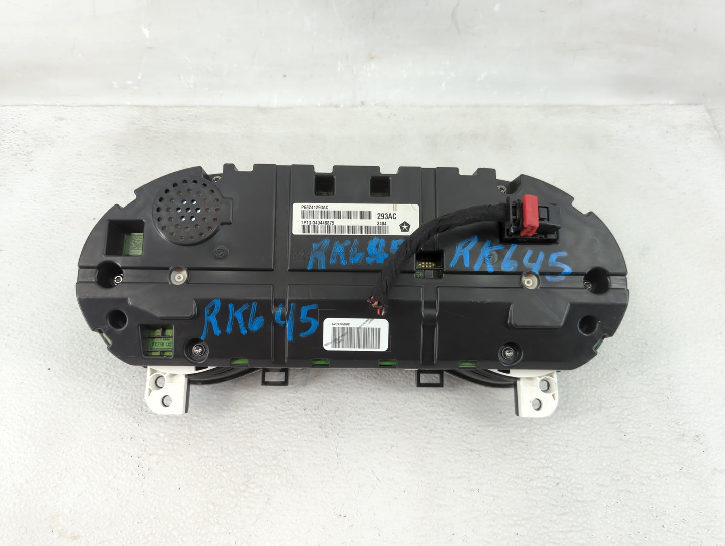 2015 Jeep Cherokee Instrument Cluster Speedometer Gauges P/N:P68241293AC Fits OEM Used Auto Parts - Oemusedautoparts1.com