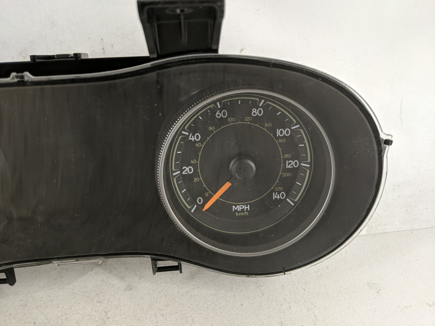 2015 Jeep Cherokee Instrument Cluster Speedometer Gauges P/N:P68241330AD Fits OEM Used Auto Parts - Oemusedautoparts1.com