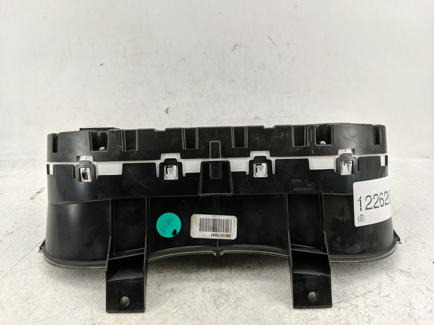 2015 Jeep Cherokee Instrument Cluster Speedometer Gauges Fits OEM Used Auto Parts - Oemusedautoparts1.com