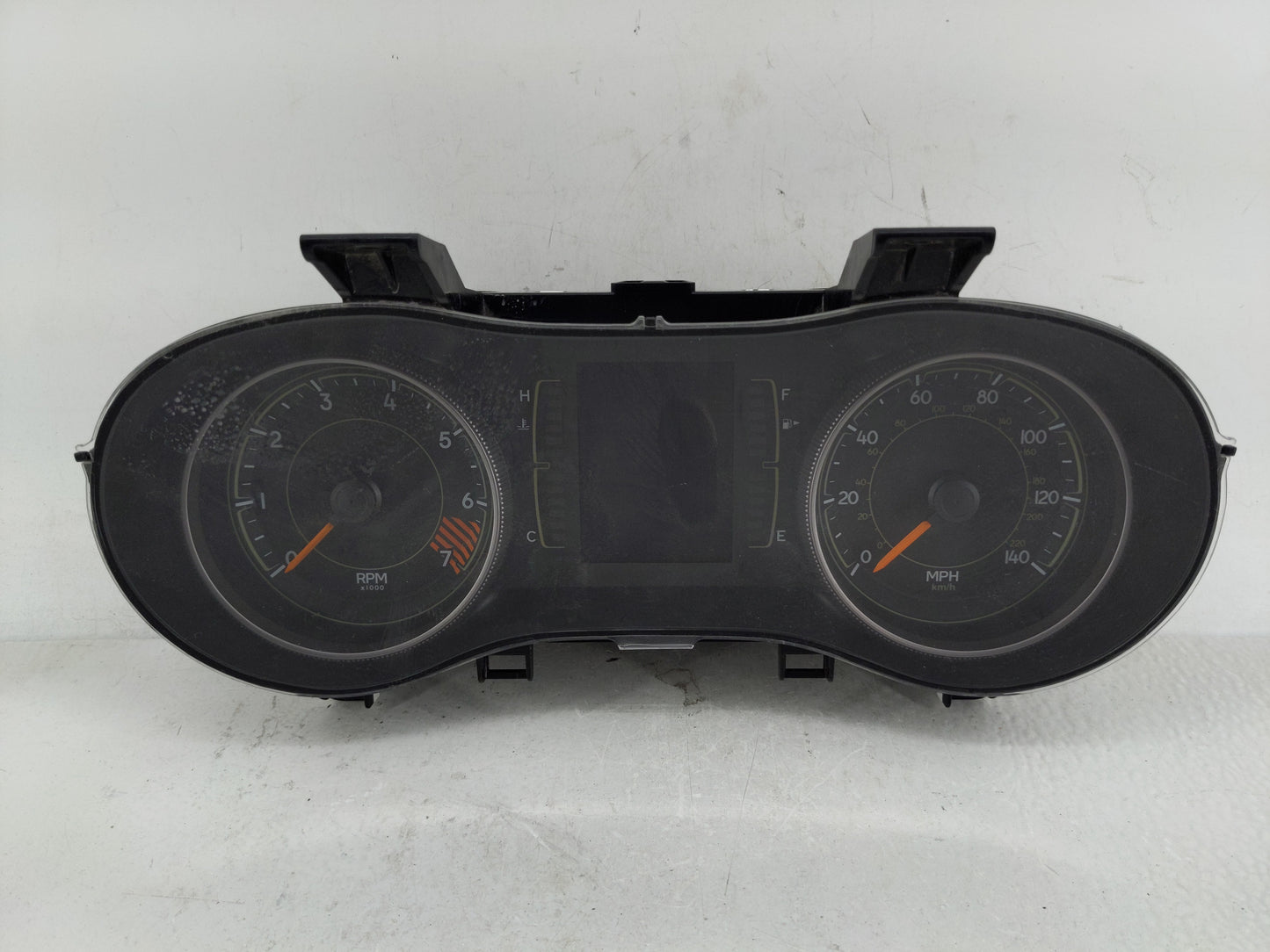 2015 Jeep Cherokee Instrument Cluster Speedometer Gauges P/N:P68241293AC Fits OEM Used Auto Parts - Oemusedautoparts1.com
