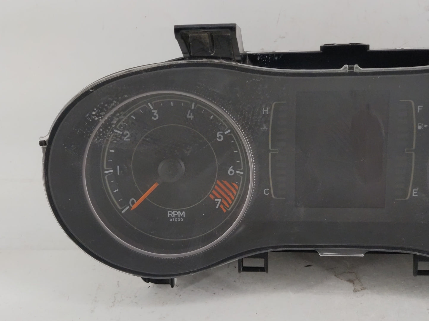 2015 Jeep Cherokee Instrument Cluster Speedometer Gauges P/N:P68241293AC Fits OEM Used Auto Parts - Oemusedautoparts1.com