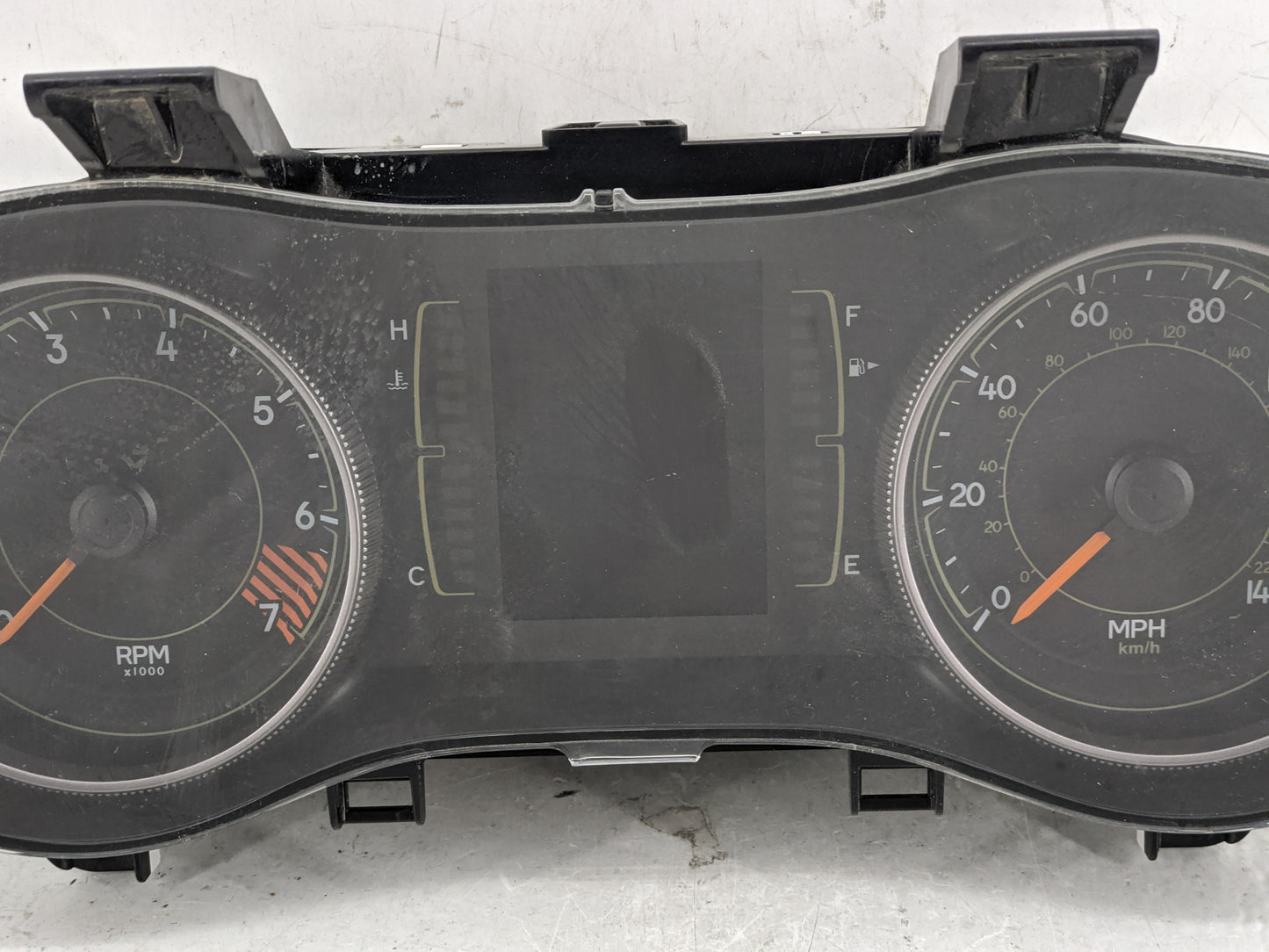 2015 Jeep Cherokee Instrument Cluster Speedometer Gauges P/N:P68241293AC Fits OEM Used Auto Parts - Oemusedautoparts1.com