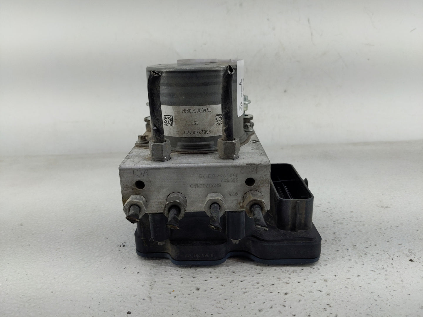 2015 Jeep Cherokee ABS Pump Control Module Replacement P/N:0265956137 2265106455 Fits OEM Used Auto Parts - Oemusedautoparts