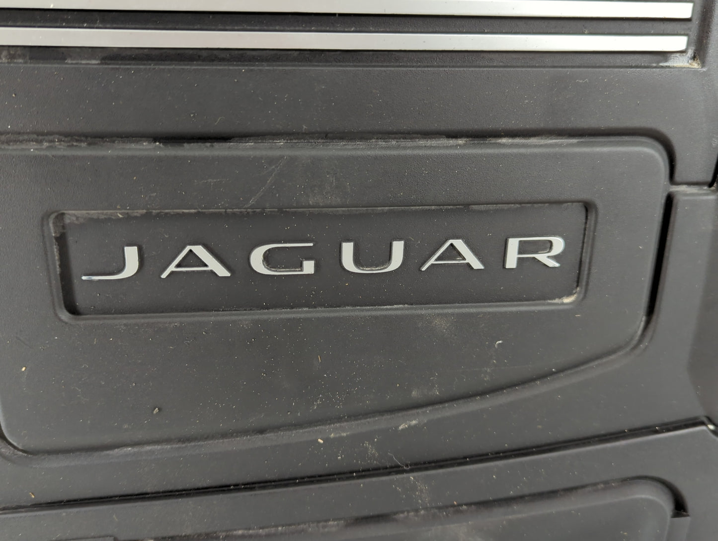 2015 Jeep Cherokee Engine Cover - Oemusedautoparts1.com