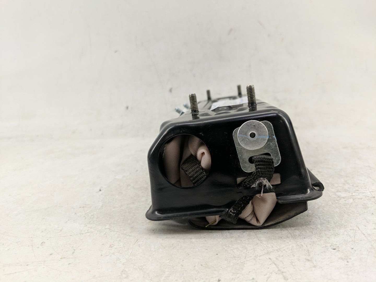 2014-2018 Jeep Cherokee Air Bag Driver Left Knee Oem - Oemusedautoparts1.com