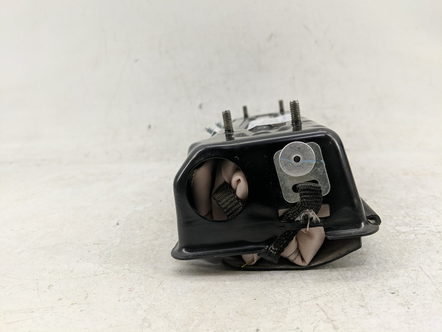 2014-2018 Jeep Cherokee Air Bag Driver Left Knee Oem - Oemusedautoparts1.com