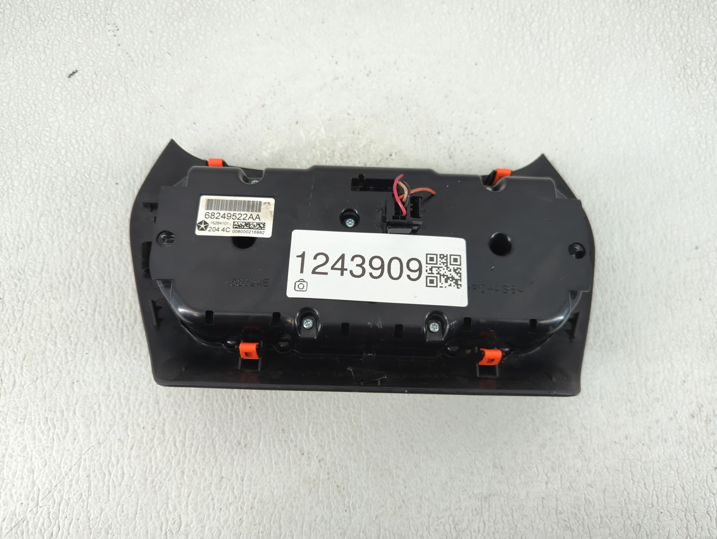 2015-2018 Jeep Cherokee Climate Control Module Temperature AC/Heater Replacement P/N:68249522AA 68293527AC Fits OEM Used Aut